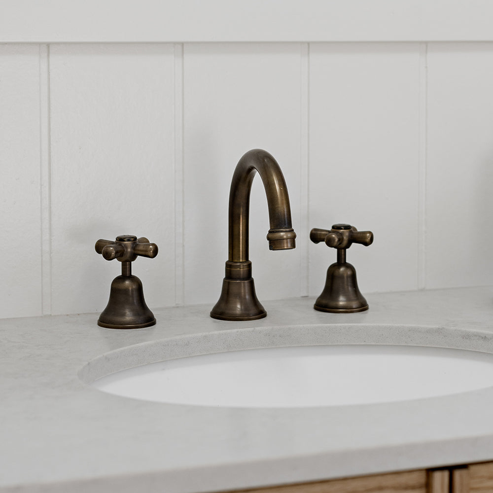 30001 Cascade Basin Cross Set 164H 118 Spout