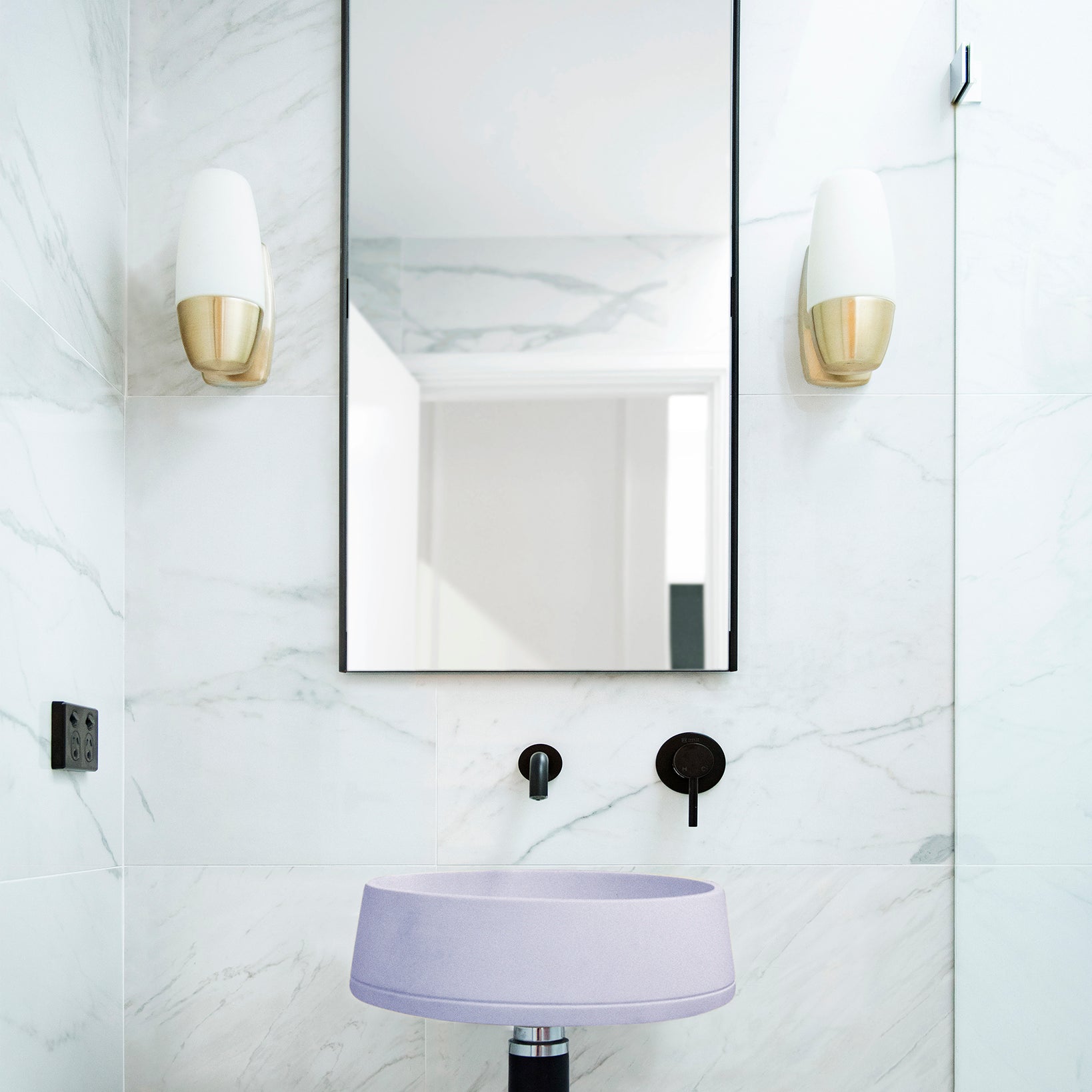 Funl Basin | Wall Hung